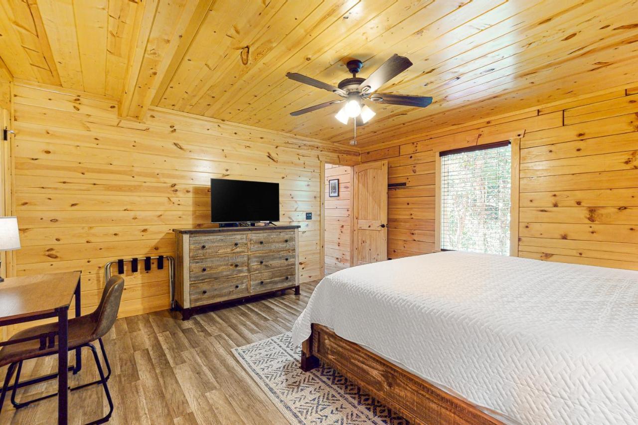 Knotty Escape Villa Gatlinburg Ngoại thất bức ảnh