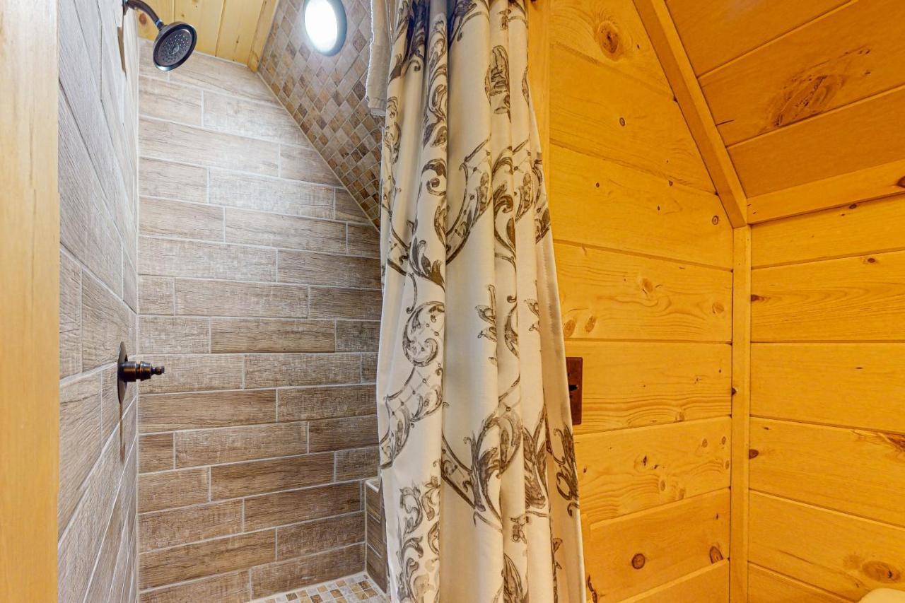 Knotty Escape Villa Gatlinburg Ngoại thất bức ảnh